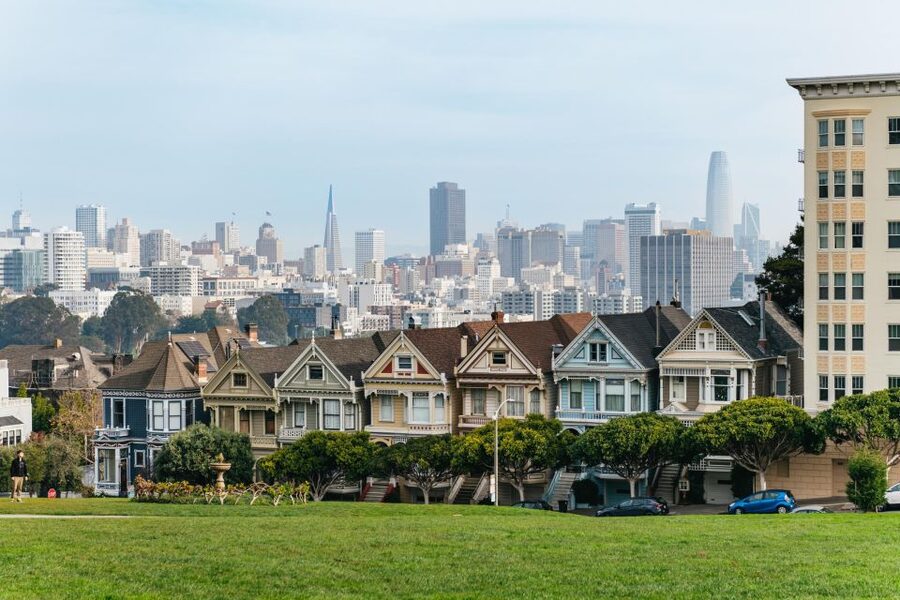 San Francisco: Movie Filming Locations Bus Tour - Family stops from The Princess Diaries to X-Men 3