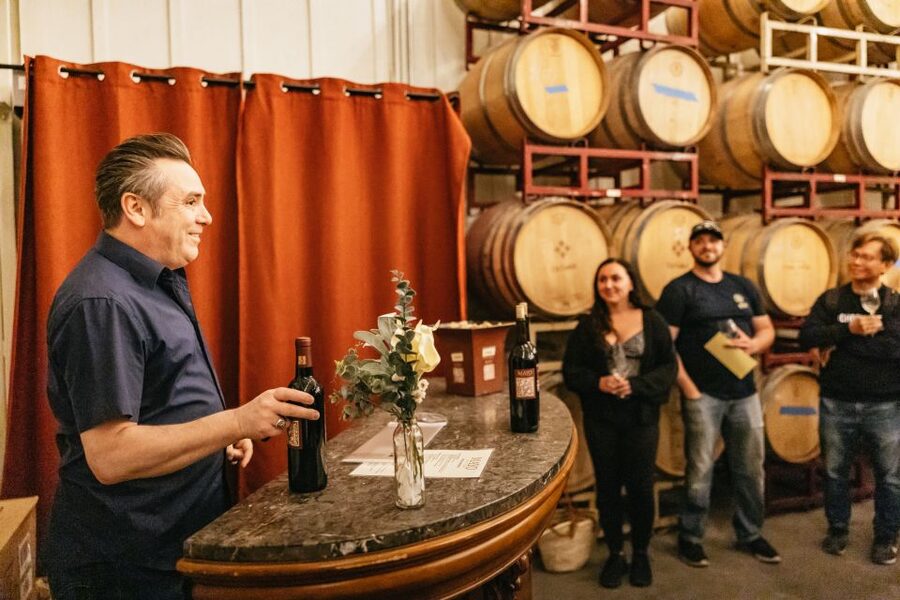 San Francisco: Muir Woods, Napa & Sonoma Valley Wine Tour - What guides add to the day