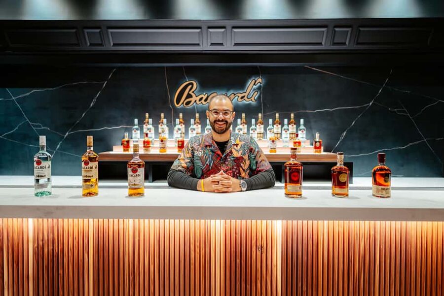 San Juan: Casa Bacardi Distillery Tour - Why the guides matter more than the script