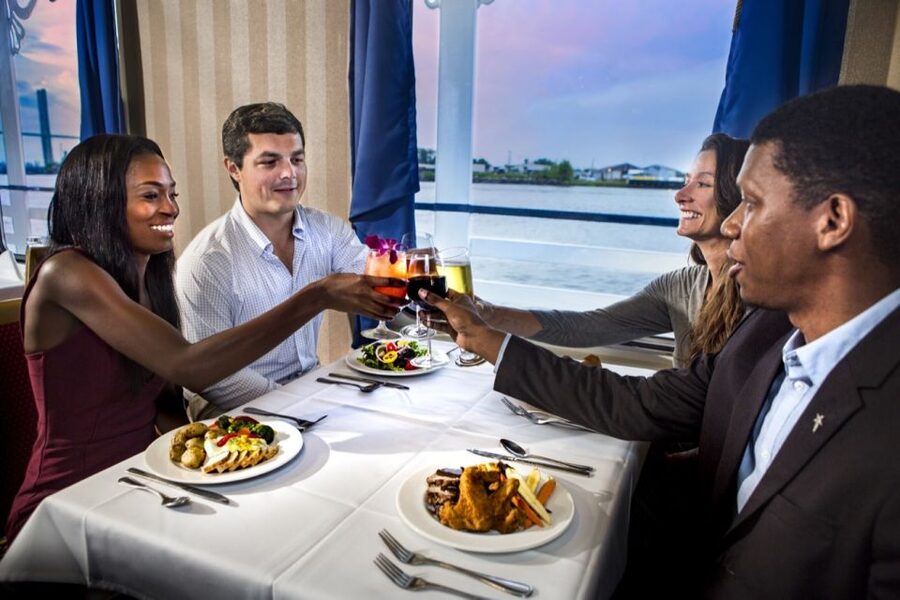 Savannah: Buffet Dinner Cruise with Live Entertainment - Key points to know before booking