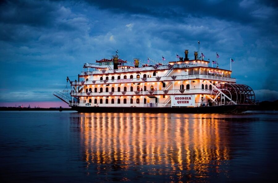 Savannah: Buffet Dinner Cruise with Live Entertainment - Who will enjoy this cruise most?