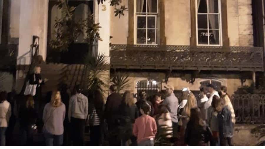 Savannah: Ghosts, Asylums, Voodoo, and Horror Walking Tour - Who should book this ghost tour?