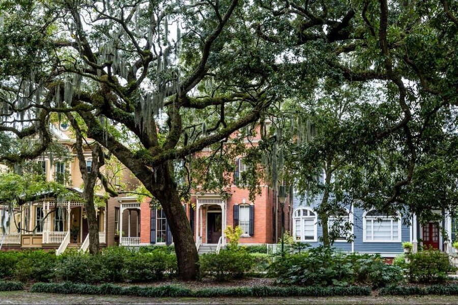 Savannah: Riverboat Cruise & City Tour Combo - Snacks, drinks, and comfort aboard