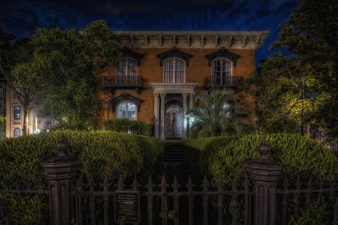 Savannah's Ghost City "Dead of Night" Walking Night Tour - The Marshall House links ghosts to wartime suffering