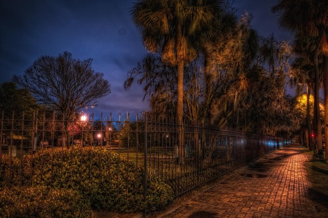 Savannah's Ghost City "Dead of Night" Walking Night Tour - Wright Square ends the walk with executions