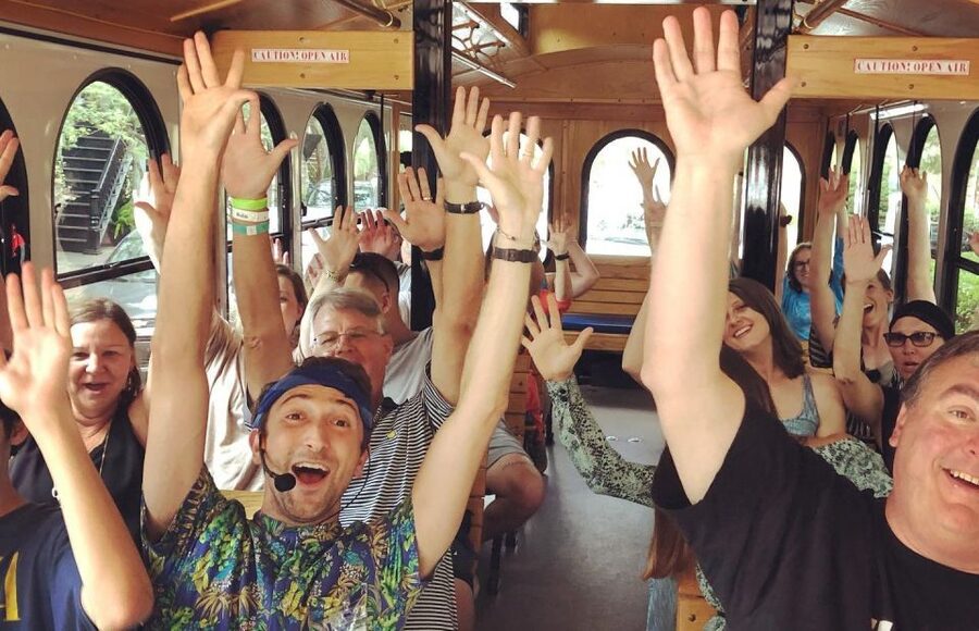 Savannah: "Savannah for Morons" Comedy Trolley Tour - Downtown Savannah through comedy and quick changes