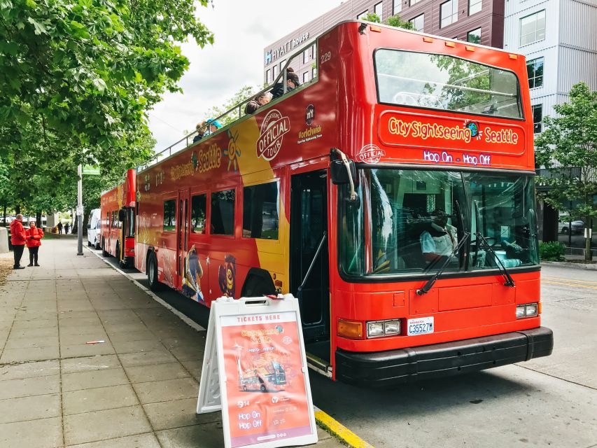 Seattle: City Sightseeing Hop-On Hop-Off Bus Tour - Audio Commentary, Guides, And The Upper Deck
