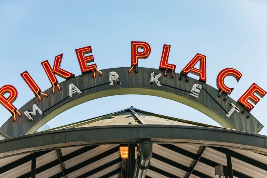 Seattle: Pike Place Market Chef-Guided Food Tour - What the two-hour pace feels like