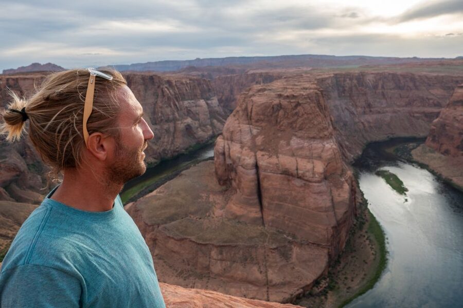 Sedona or Flagstaff: Horseshoe Bend & Antelope Canyon X Tour - Lunch in Page, with time to reset