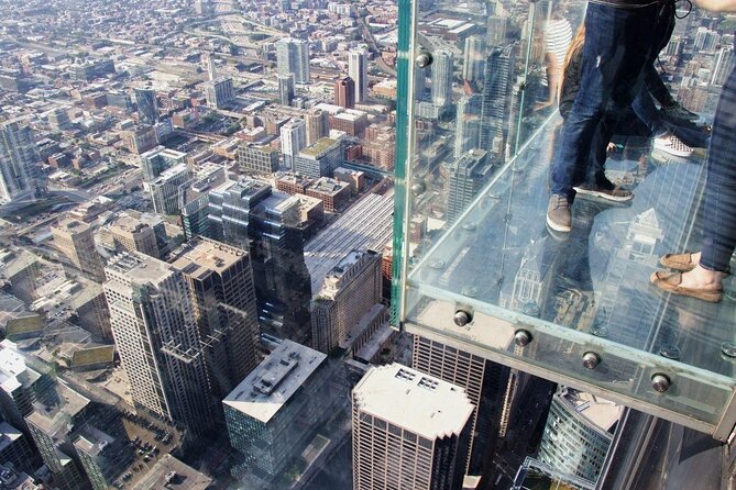 Skydeck - Willis Tower Admission - Riding to the 103rd floor