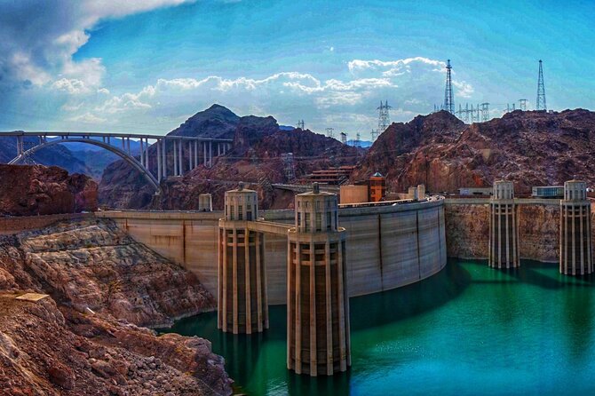 Small Group Grand Canyon, Hoover Dam, 7 Magic Mountains VIP Tour - Walking across Hoover Dam