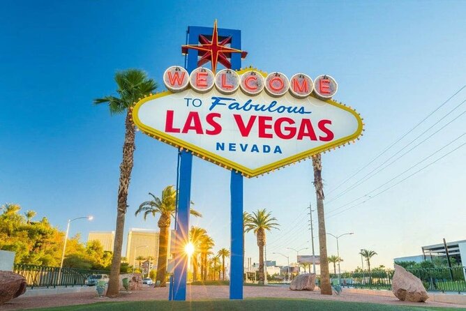 Small Group Grand Canyon, Hoover Dam, 7 Magic Mountains VIP Tour - Eagle Point and the optional Skywalk