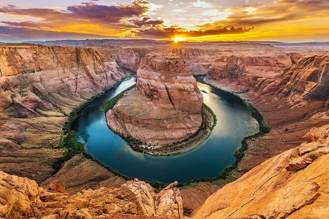 Small-Group Lower Antelope Canyon & Horseshoe Bend Tour w/ Lunch - Lake Powell adds a quieter view