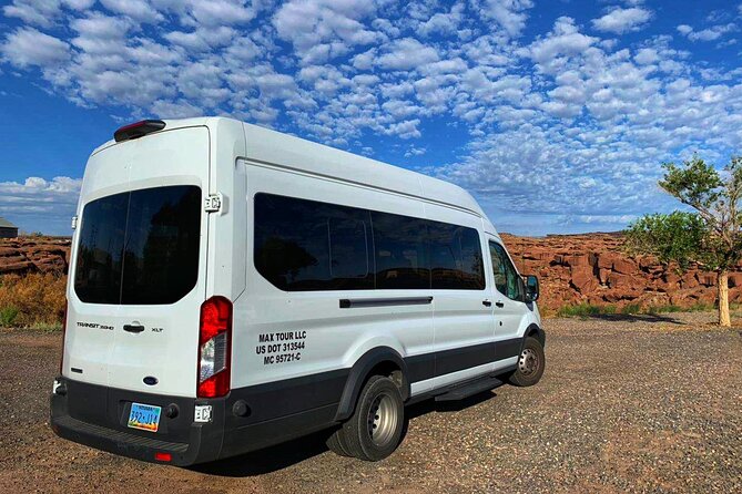 Small-Group Lower Antelope Canyon & Horseshoe Bend Tour w/ Lunch - Lower Antelope Canyon: 75 minutes underground