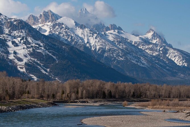 Snake River Scenic Float - Floating beside the Tetons