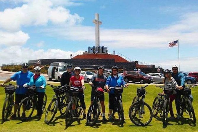 SoCal Riviera Electric Bike Tour of La Jolla and Mount Soledad - Children’s Pool and the uneasy seal encounter