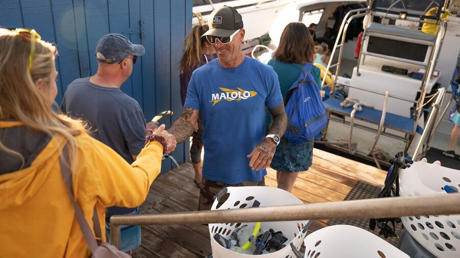 South Maui: Molokini & Turtle Town Snorkeling Tour with Meal - Maluaka Beach, or Turtle Town, for coral and sea turtles