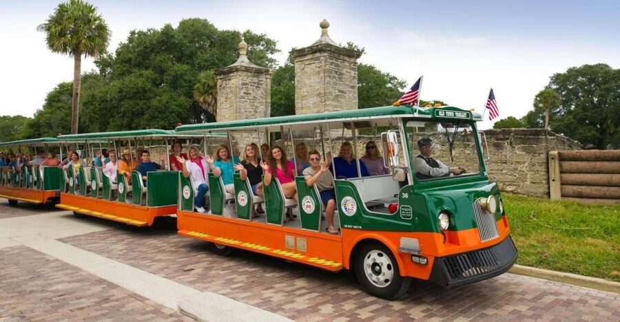 St. Augustine: Hop-on Hop-off Trolley Tour with Museum Entry - Stops 14 through 16: the plaza, oldest house, and harbor