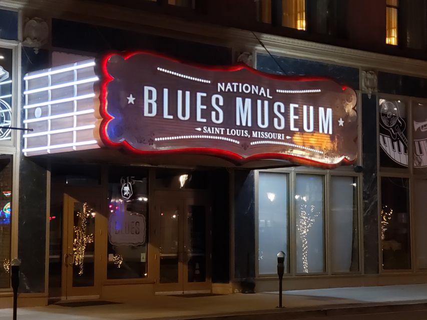 St Louis: 75-Minute City Trolley Tour - Millionaire’s Row and the Delmar Loop