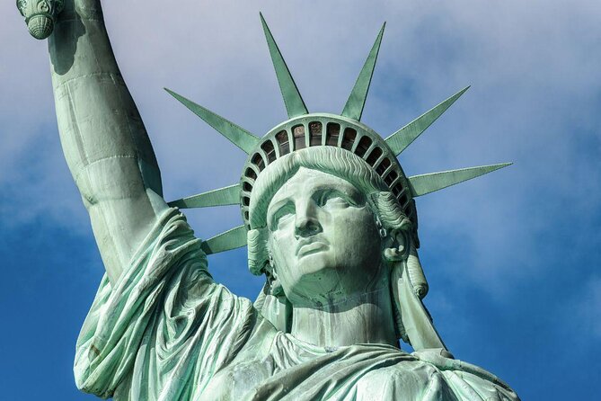 Statue of Liberty and Ellis Island Guided Tour with Ferry - Starting at Battery Park and Castle Clinton