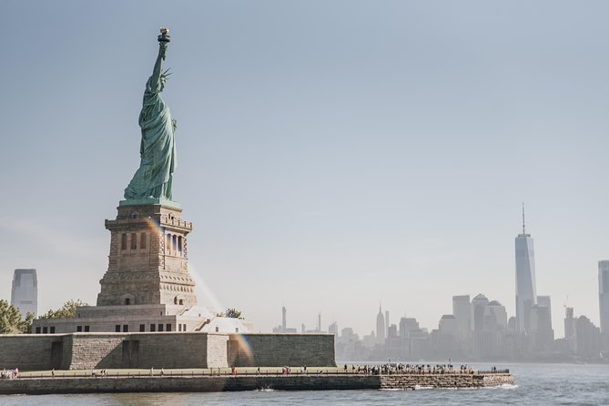 Statue of Liberty and Ellis Island Guided Tour with Ferry - Ellis Island and the Immigration Museum