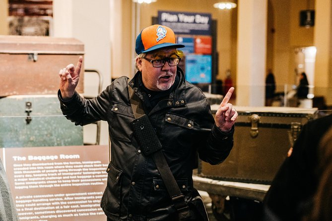 Statue of Liberty and Ellis Island Tour: All Options - Group size and guide quality