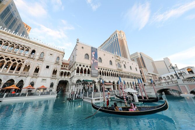 Taste the Vegas Strip: A Local’s Food Tour Experience - Walking 1.5 miles through the Strip