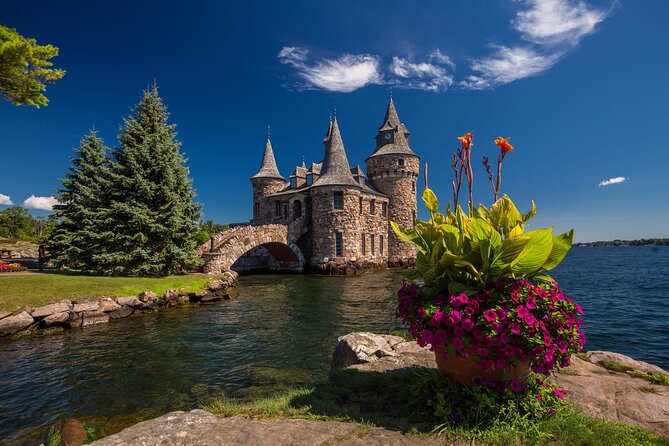The Ultimate Heart of 1000 Islands Sightseeing Boat Tour - Five things to know before you book