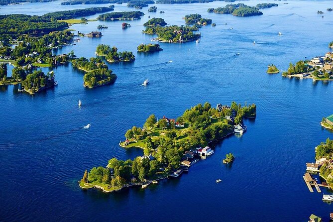 The Ultimate Heart of 1000 Islands Sightseeing Boat Tour - Cruising through the 1000 Islands