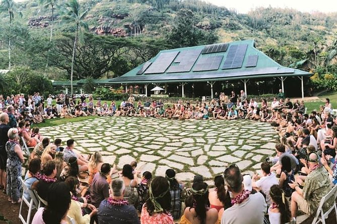 Toa Luau at Waimea Valley, Oahu - A Polynesian show with real energy