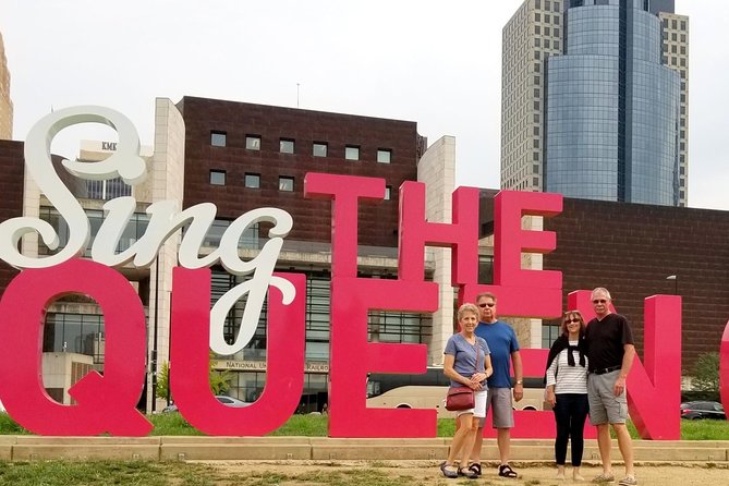 Top 10 Sites + Bites of Cincinnati Tour with Riverside Food Tours - Carew Tower, Aronoff Center, and Zaha Hadid’s bold corner