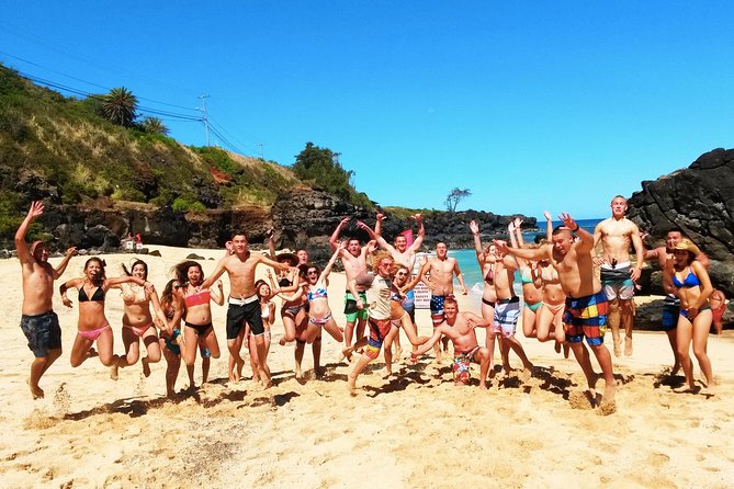 Tour of North Shore & Waimea Waterfall - Sunset Beach and the power of winter surf