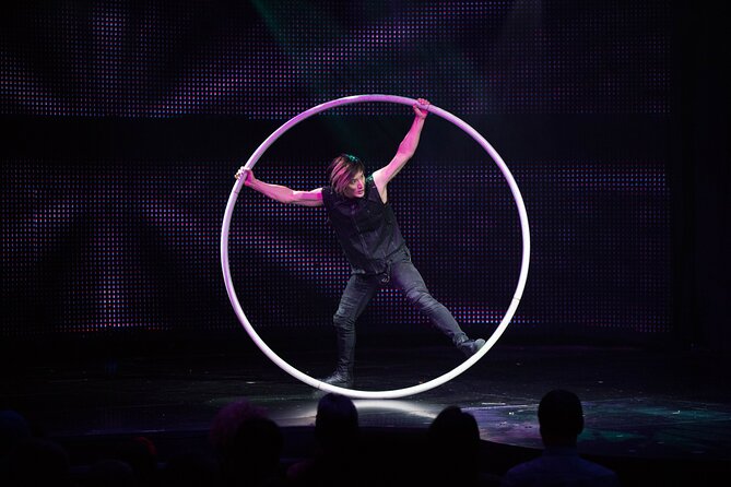 V - The Ultimate Variety Show at Planet Hollywood Resort and Casino - Miracle Mile Shops make the timing easy