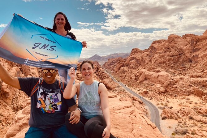 Valley of Fire and Red Rock Canyon Day Tour from Las Vegas - The guides shape the quality of the day