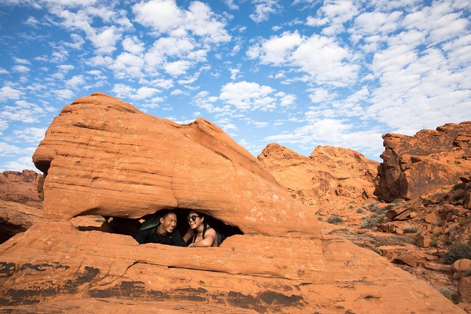 Valley of Fire Guided Hike from Las Vegas - Choosing between easy, moderate, and difficult hikes