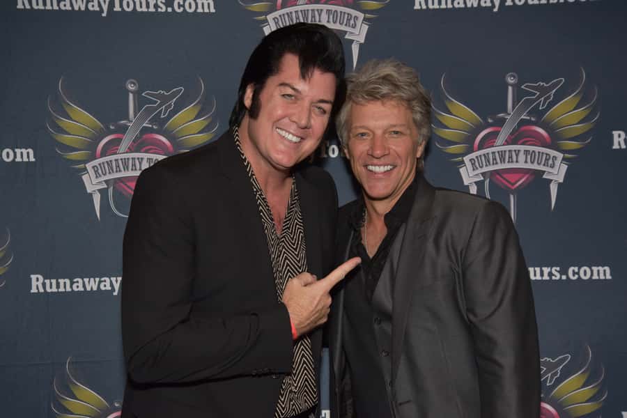 Vegas: Elvis-Themed Graceland Chapel Wedding or Vow Renewal - The limousine ride sets the tone