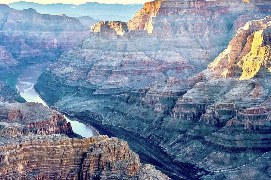 Vegas: Grand Canyon, Hoover Dam, Lunch/Skywalk Options, WiFi - Is $90 good value?