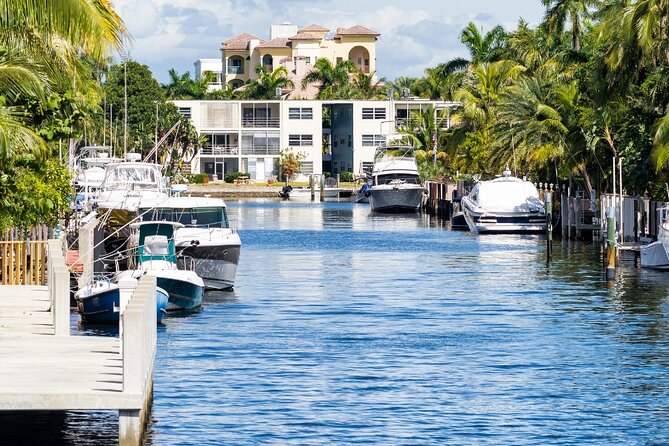Venice of America Tour | Millionaire's Row | Complimentary Drinks - What the complimentary drinks really mean