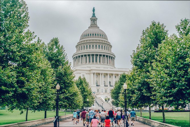 VIP Best of DC with US Capitol + National Archives Reserved Entry - Lincoln Memorial and the Reflecting Pool