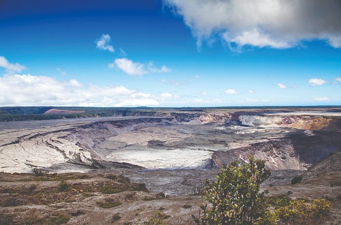 Volcano Adventure: Hilo Sightseeing w/ Optional Helicopter Tour - Thurston Lava Tube, a walk through old magma