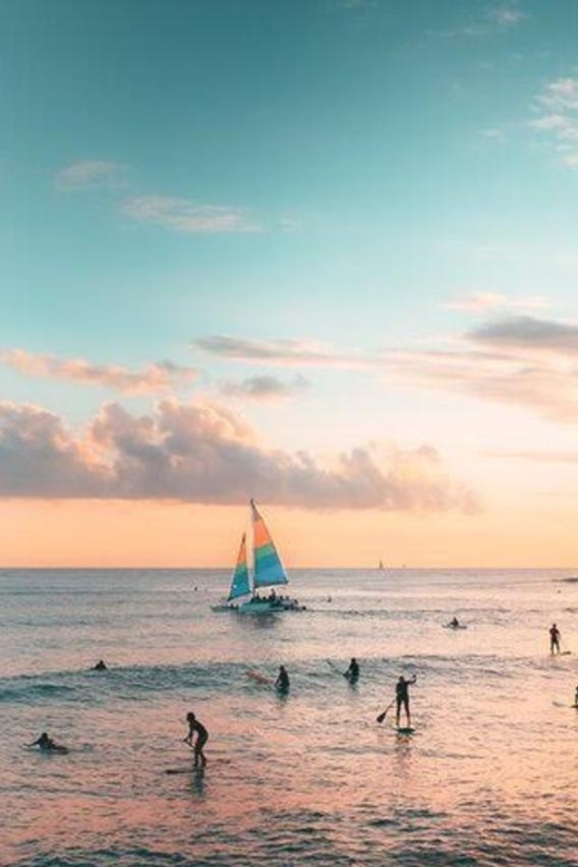 Waikiki Beach: Turtle Snorkeling and Sailing on Hāwea - Meeting Hāwea behind the Duke statue