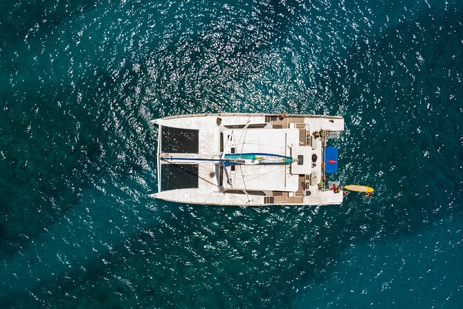 Waikiki Catamaran Snorkel Sail with Lunch: Turtles Guaranteed - Lunch, Drinks, and the Difference Between Departures