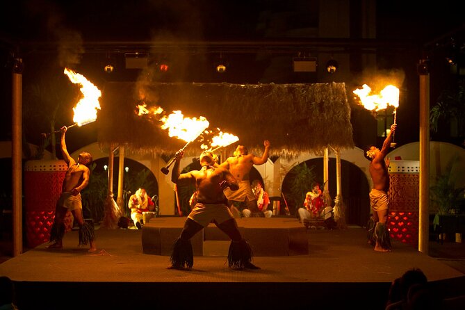 Waikiki Starlight Luau on The Great Lawn-Hilton Hawaiian Village - Why the Hilton Hawaiian Village location works so well