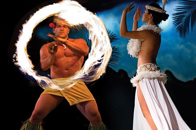 Waikiki Starlight Luau on The Great Lawn-Hilton Hawaiian Village - The luau feast, from kalua pig to buffet basics