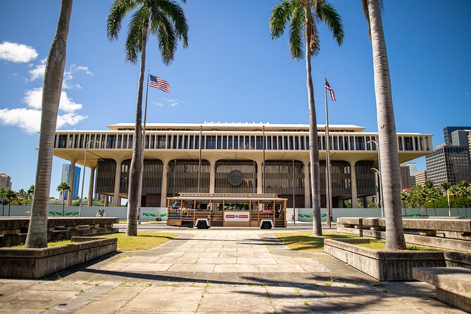 Waikiki Trolley Red Line Heroes & Legends Hop-on Hop-off Tour - Honolulu Museum of Art and the city’s civic center