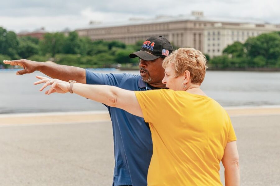 Washington, DC: Full-Day Tour with a Scenic River Cruise - Starting near the National Archives