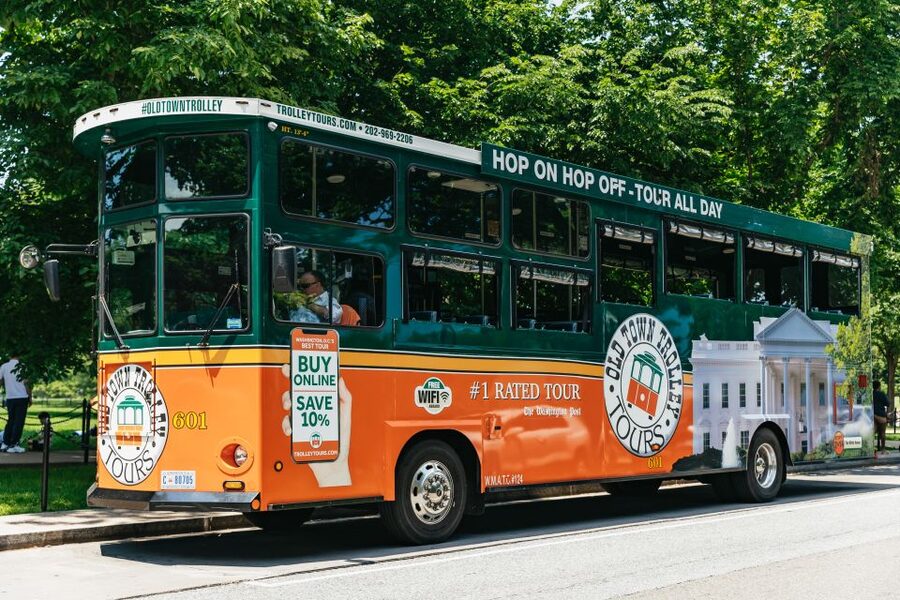 Washington, DC: Hop-On Hop-Off Old Town Trolley City Tour - The White House, Archives, and Pennsylvania Avenue