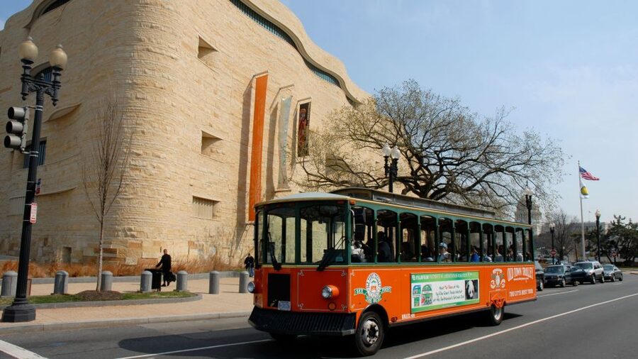 Washington, DC: Hop-On Hop-Off Old Town Trolley City Tour - The Lincoln Memorial Cluster