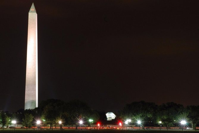 Washington DC Moonlight Tour by Electric Cart - White House, Pennsylvania Avenue, and the final return