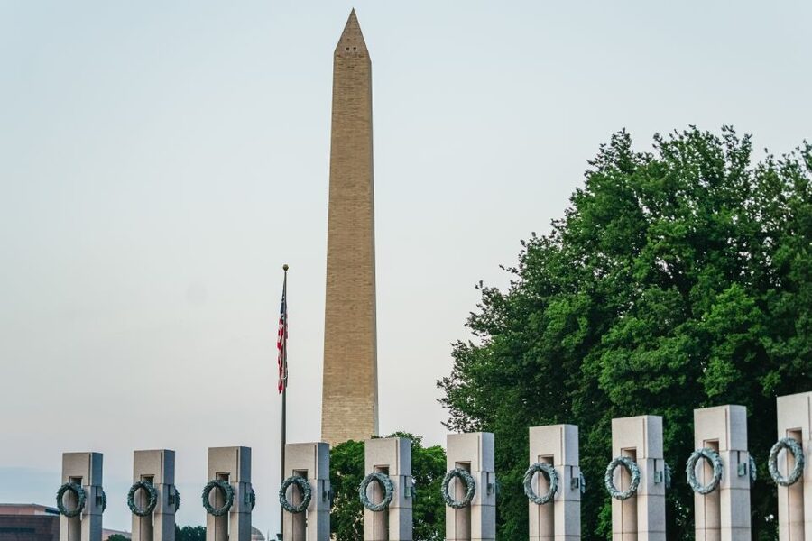 Washington DC: National Mall Night Bus Tour - Martin Luther King Jr. Memorial after dark